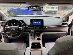 2023 Toyota Sienna 2.5L Hybrid Luxury, белый — фото 22