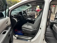 2023 Toyota Sienna 2.5L Hybrid Luxury, белый — фото 23