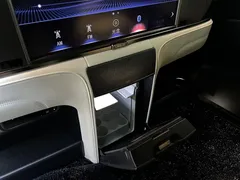 2020 Lexus LM 300h, чёрный — фото 16