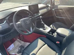 2021 Toyota RAV4 2.0L CVT 4WD Fashion, белый — фото 9