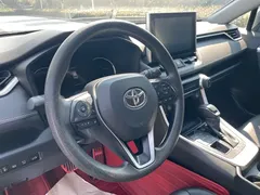 2021 Toyota RAV4 2.0L CVT 4WD Fashion, белый — фото 15