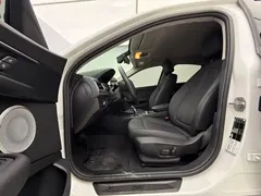 2021 BMW 1 Series 120i M Sport, белый — фото 10
