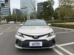 2021 Toyota Camry 2.5G Luxury — фото 2