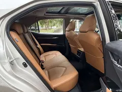 2021 Toyota Camry 2.5G Luxury — фото 15
