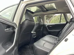 2020 Toyota RAV4 2.0L CVT 4WD Premium — фото 6