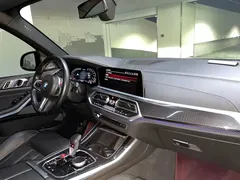 2022 BMW X5 M, синий — фото 11