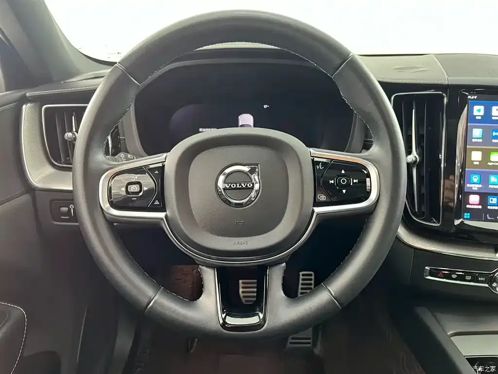 2022 Volvo XC60 B5 4WD Zhiyuan Sport