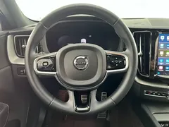 2022 Volvo XC60 B5 4WD Zhiyuan Sport, белый — фото 1