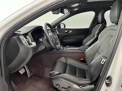 2022 Volvo XC60 B5 4WD Zhiyuan Sport, белый — фото 4