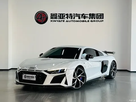 Audi R8 V10 Coupe performance 2022