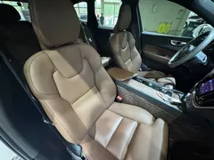 2023 Volvo XC60 4WD Luxury, белый — фото 9