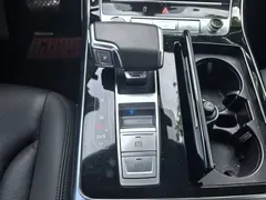 2022 Audi Q7 55 TFSI quattro S line, чёрный — фото 16