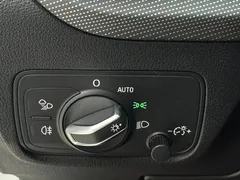 2022 Audi Q2L 35 TFSI Sport, белый — фото 16