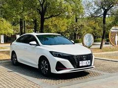 2023 Changan Eado PLUS 1.4T GDI DCT Premium, белый — фото 3