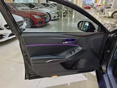 2021 Toyota Avalon 2.5L Luxury, чёрный — фото 6
