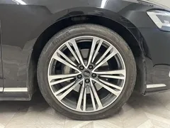2023 Audi A8 A8L 45 TFSI quattro luxury model — фото 11