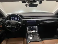 2023 Audi A8 A8L 45 TFSI quattro luxury model — фото 12