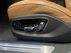 2023 Audi A8 A8L 45 TFSI quattro luxury model — фото 24