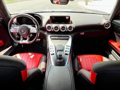 2019 Mercedes-Benz AMG GT — фото 9