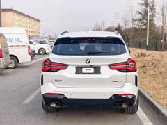 2022 BMW X3 xDrive30i M, белый — фото 15