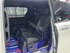 2021 Toyota Sienna 2.5L Hybrid Premium, белый — фото 7