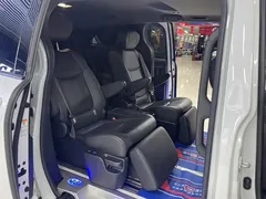 2021 Toyota Sienna 2.5L Hybrid Premium, белый — фото 12