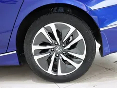2018 Honda Accord Hybrid 2.0L VI, синий — фото 19