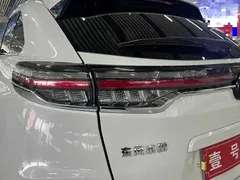 2020 Honda UR-V 370TURBO 4WD Premium, белый — фото 13