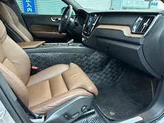 2024 Volvo XC60 B5 4WD Zhiyuan Luxury — фото 10