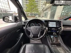 2020 Toyota Vellfire Hybrid 2.5L HV Premium — фото 18