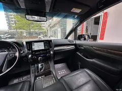 2020 Toyota Vellfire Hybrid 2.5L HV Premium — фото 19