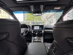2020 Toyota Vellfire Hybrid 2.5L HV Premium — фото 20