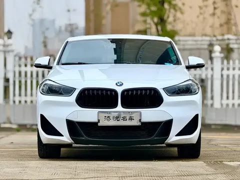 2022 BMW X2 sDrive25i M