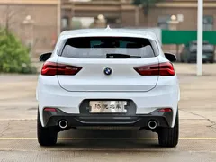 2022 BMW X2 sDrive25i M, белый — фото 7