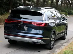 2021 Volkswagen Talagon 380TSI 4WD Luxury Pro, синий — фото 7