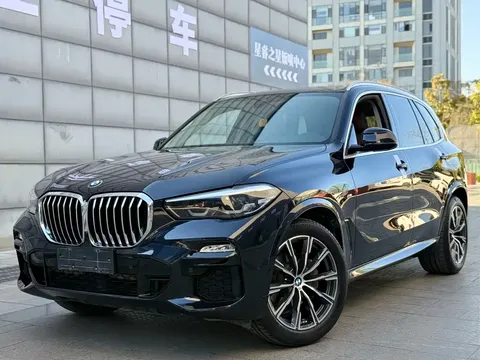 2021 BMW X5 xDrive30i M
