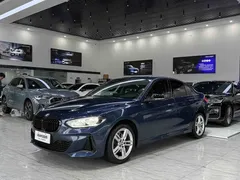 2021 BMW 1 Series 1 120i M, синий — фото 1
