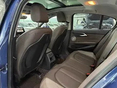 2021 BMW 1 Series 1 120i M, синий — фото 12