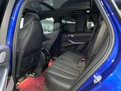 2022 BMW X5 M, синий — фото 18