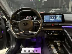 2021 Hyundai Elantra 1.5L CVT LUX Premium — фото 13