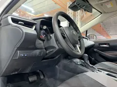 2021 Toyota Corolla 1.2T S-CVT Pioneer, белый — фото 12