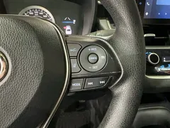2021 Toyota Corolla 1.2T S-CVT Pioneer, белый — фото 26