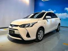 2022 Toyota YARiS L 1.5L CVT Luxury PLUS — фото 3