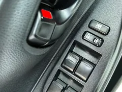 2022 Toyota YARiS L 1.5L CVT Luxury PLUS — фото 12