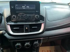 2022 Toyota YARiS L 1.5L CVT Luxury PLUS — фото 16
