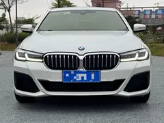 2022 BMW 5 Series 530Li M Sport Package, белый — фото 2