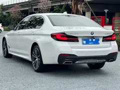 2022 BMW 5 Series 530Li M Sport Package, белый — фото 6