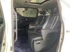 2021 Toyota Vellfire Hybrid 2.5L HV Luxury, белый — фото 14