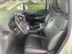 2021 Toyota Vellfire Hybrid 2.5L HV Luxury, белый — фото 17