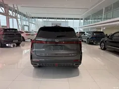 2023 Changan CS75PLUS second generation 1.5T AT elite type — фото 14